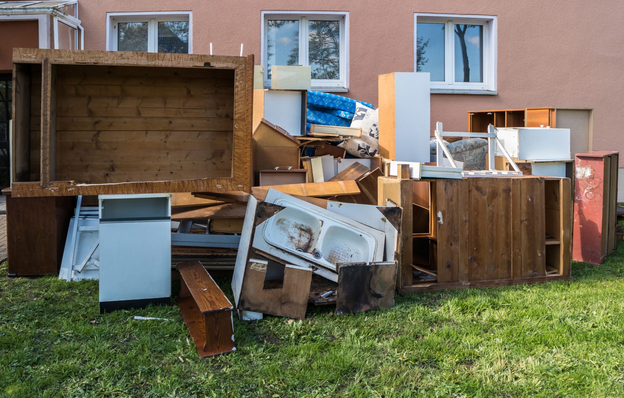 Rubbish Bulky Waste on the street